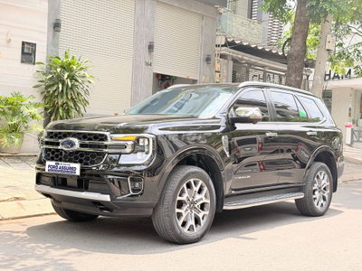 Ford Everest 2024 Titanium 4x4 Đen