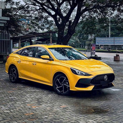 MG MG5 Vàng Sedan 5 chỗ