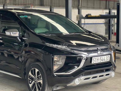 Mitsubishi Xpander Đen 7 chỗ