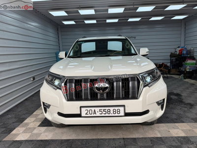 Xe Toyota Prado VX 2.7L 2021