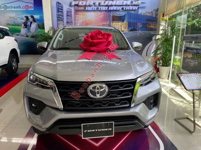 Xe Toyota Fortuner 2.4L 4x2 AT 2026