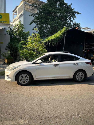 Hyundai Accent 2019 1.4 MT Base - 150 km