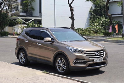 Hyundai SantaFe 2018 CRDi 4WD 100000 km Vàng cát