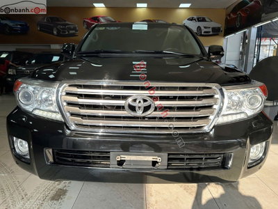 Xe Toyota Land Cruiser VX 4.6 V8 2014
