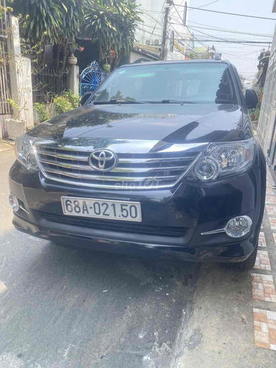 Toyota Fortuner 2014 V Tự động mẫu mới cực đẹp rẻ
