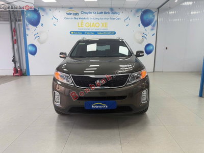 Xe Kia Sorento DATH 2.2L 2WD 2014