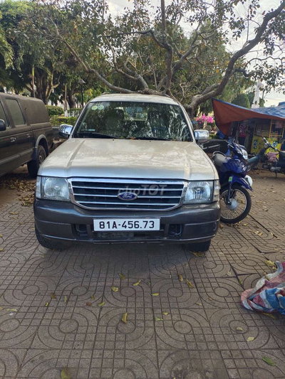 Ford Everest 2006 7 chỗ Bạc