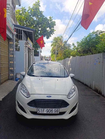 Ford Fiesta 2016 1.0 Ecoboost Trắng
