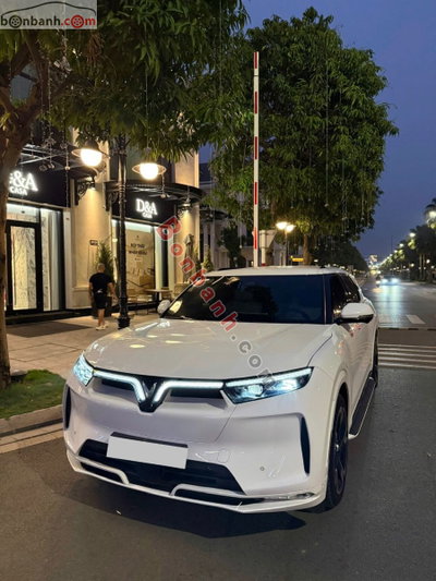 Xe VinFast VF9 Plus 7S 2025
