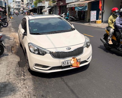 Kia K3 2015 máy 2.0 bản full có cửa sổ trời