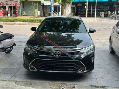Xe Toyota Camry 2.0E 2018