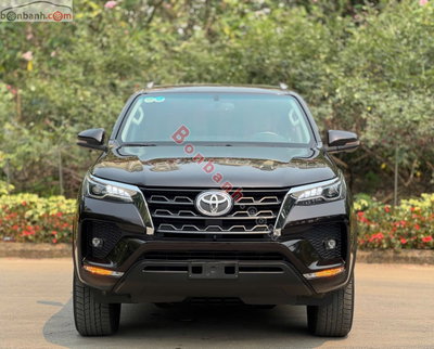 Xe Toyota Fortuner 2.7V 4x2 AT 2021