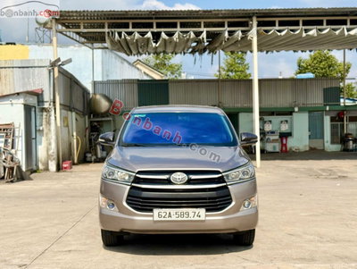 Xe Toyota Innova 2.0E 2018