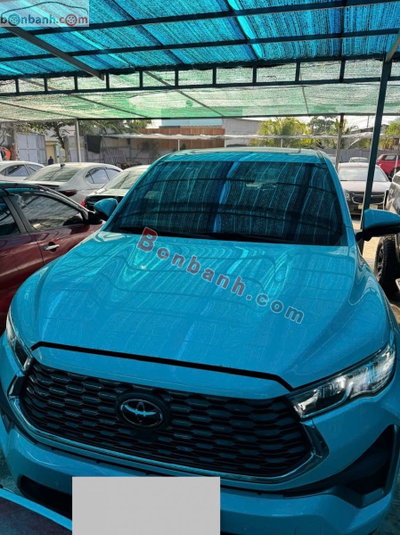 Xe Toyota Innova Cross HEV 2.0 CVT 2023