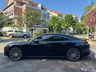 Porsche Panamera 2021 Đen 56000km