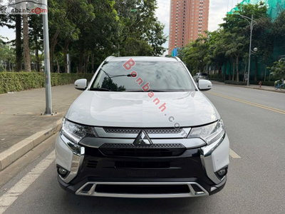 Xe Mitsubishi Outlander 2.0 CVT 2020