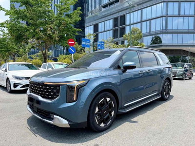 Kia Carnival Signature 2024 Xám