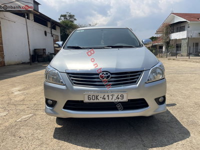 Xe Toyota Innova 2.0E 2013
