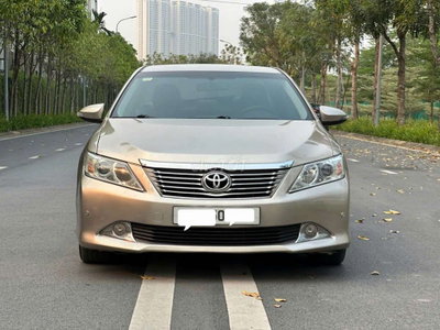 Toyota Camry 2.5G AT 2013 Vàng cát