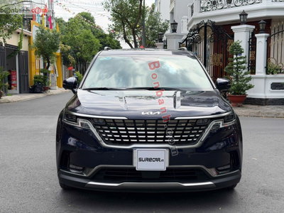 Xe Kia Carnival Signature 2.2D 2023