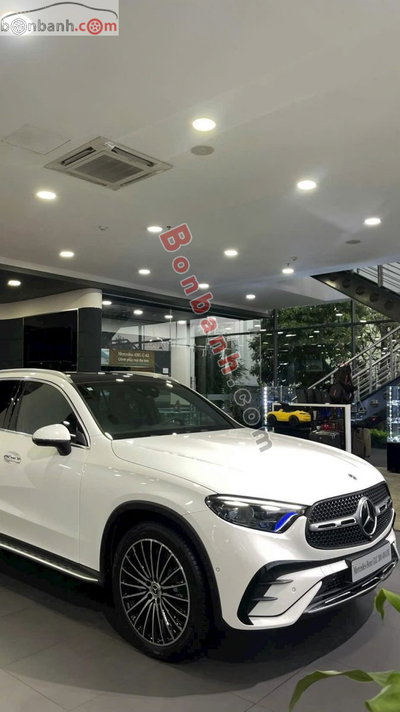 Xe Mercedes Benz GLC 300 4Matic 2025