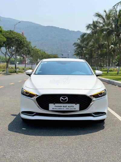 Mazda 3 Luxury 2025 Trắng 7.770 km