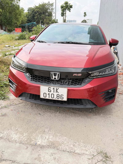 Chính chủ cần bán xe City RS2021