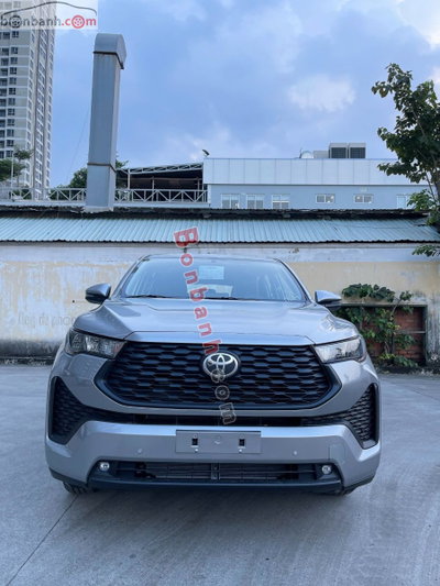 Xe Toyota Innova Cross 2.0G CVT 2026