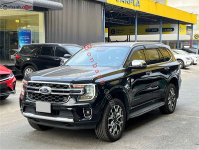 Xe Ford Everest Titanium 2.0L 4x2 AT 2022