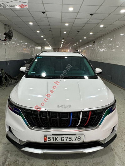 Xe Kia Carnival Luxury 2.2D 2023