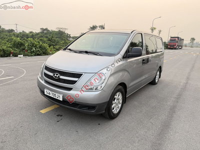 Xe Hyundai Grand Starex Van 2.4 MT 2015