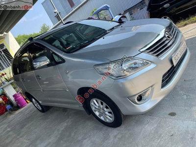Xe Toyota Innova 2.0E 2013