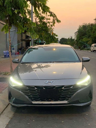 Đẹp keng Elantra 1.6 Tb Đặc Biệt mới đi 3200km