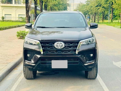 Toyota Fortuner 2021 2.4G 4x2 AT