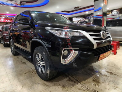 Xe Toyota Fortuner 2.4G 4x2 MT 2019