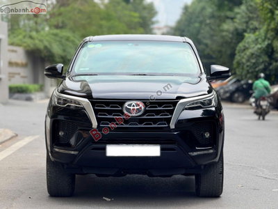 Xe Toyota Fortuner 2.4G 4x2 MT 2020