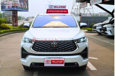 Xe Toyota Innova Cross 2.0 CVT 2023