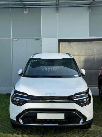Cần bán xe KIA Careen Luxury 2024