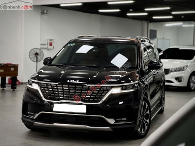 Xe Kia Carnival Signature 2.2D 2021