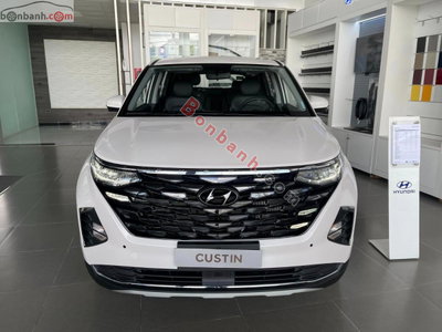 Xe Hyundai Custin Đặc Biệt 1.5T 2026
