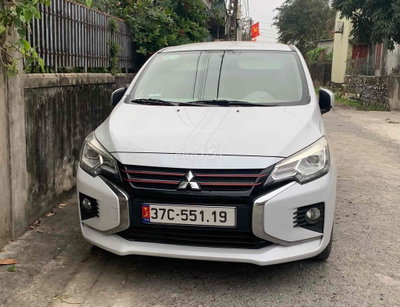 Mitsubishi Attrage Trắng Nhập khẩu