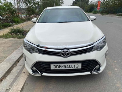 TOYOTA CAMRY 2.0E SX 2018 MỚI XUẤT SẮC