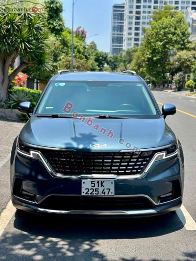 Xe Kia Carnival Premium 2.2D 2022