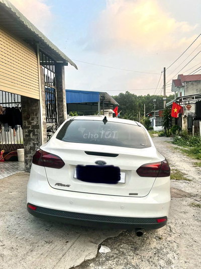 Ford Focus 2019 Trend Trắng