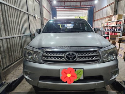 TOYOTA FORTUNER 2011, STD, MÁY XĂNG, XE GIA ĐÌNH