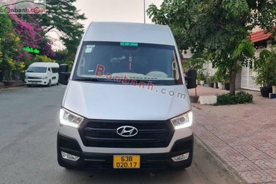 Xe Hyundai Solati H350 2.5 MT 2018