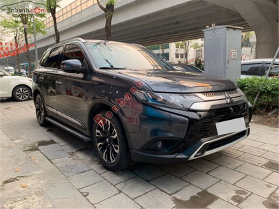 Xe Mitsubishi Outlander 2.0 CVT Premium 2020