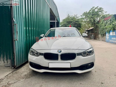Xe BMW 3 Series 320i 2015
