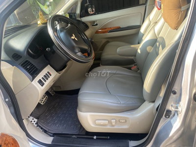 Siêu phẩm Mitsubishi Grandis 2008 rất đẹp