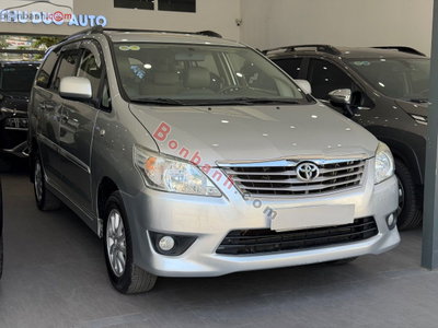 Xe Toyota Innova 2.0G 2012